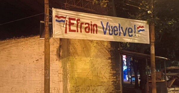 Efraín acusó al cartismo por los pasacalles que aparecieron con su nombre horas antes de la marcha