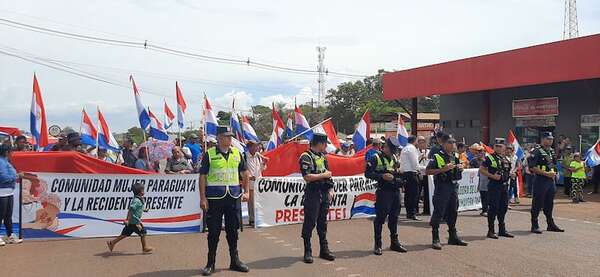 Minga Guazú: Indígenas y campesinos cerraron ruta PY02 en protesta por promesas incumplidas - ABC en el Este - ABC Color