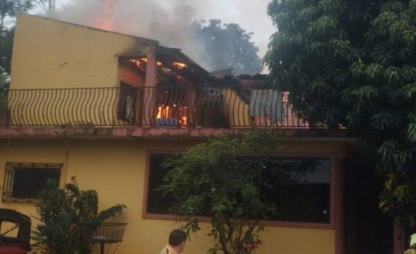 Incendio en una vivienda en el Km 8 Acaray