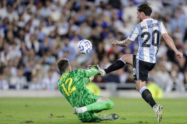 Argentina ya clasificada al Mundial goleó a Brasil