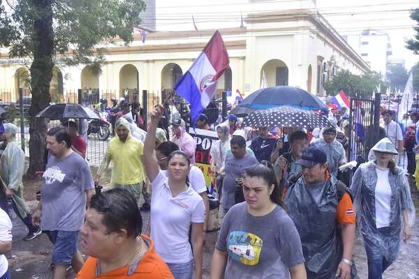 Marcha de la oposición: “Hay muchas razones para salir” a las calles, señala dirigente - Política - ABC Color