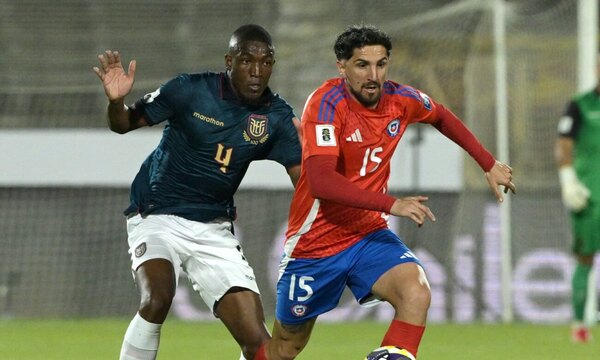 Versus / Ecuador se lleva un empate de Chile que lo acerca al Mundial de 2026