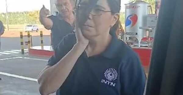 Revocaron orden de detención de abogado golpeador: "estamos totalmente vulnerables como mujer" - 1000 Noticias