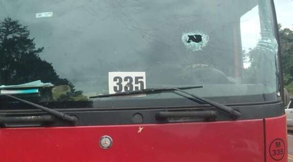 Piratas del asfalto atacan camión cervecero y roban G. 5 millones en Itapúa