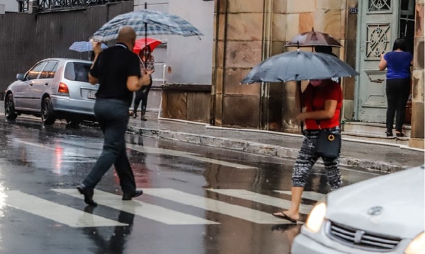 Pronóstico del tiempo: lluvias y tormentas continuarán - OviedoPress