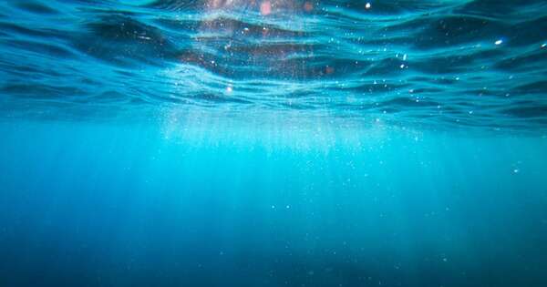 La Nación / Chispazos en gotas de agua pudieron activar la vida en la Tierra