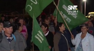Manifestantes se movilizan rumbo a Asunción y harán parada en Coronel Oviedo - SNT