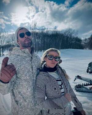 ¡Mirá las postales de Chris Hemsworth y su familia en Japón! - Gente - ABC Color