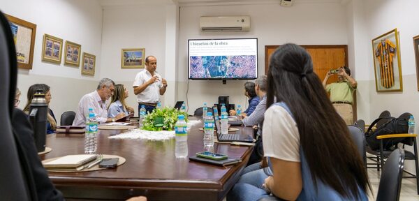 Municipalidad de Luque recibe detalles técnicos sobre Corredor Vial Las Residentas - .::Agencia IP::.