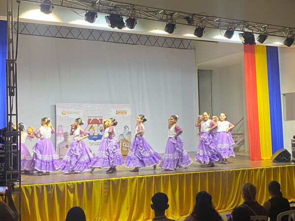 "Encarnación baila" debutó con éxito en el marco del 410 aniversario de la ciudad