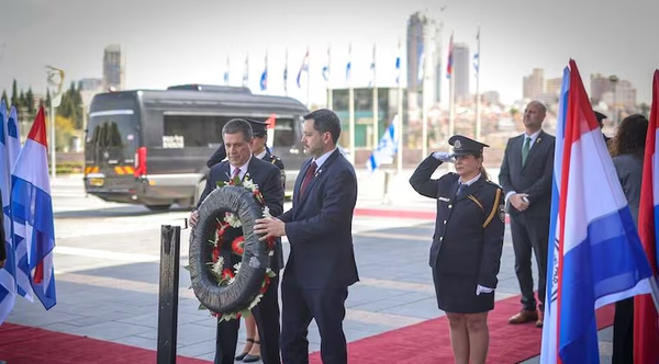 Cartes en Israel: orador distinguido en conferencia sobre antisemitismo - Noticiero Paraguay