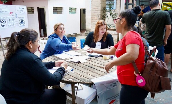 El Senado aprobará proyecto de ley que prohíbe a la oposición usar el padrón nacional en sus elecciones