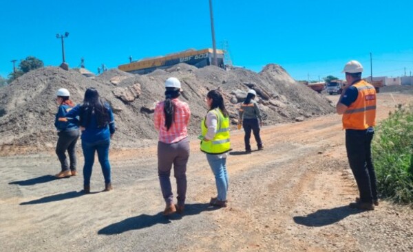 Supervisan cumplimiento de medidas ambientales en Puerto Indio