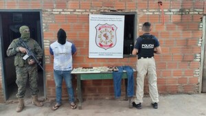 En allanamientos, detienen a dos supuestos asaltantes de supermercado en Concepción