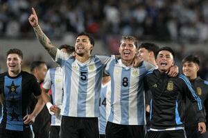 Eliminatorias sudamericanas: Argentina, clasificada, no para de celebrar - Fútbol Internacional - ABC Color