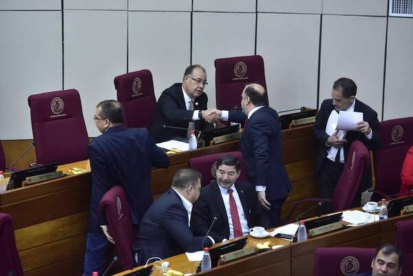 Senado autoriza ingreso de una misión de Estados Unidos para asesorar al G.E.O. - Política - ABC Color
