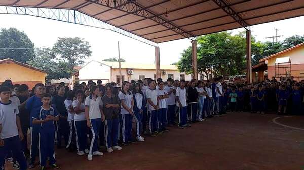 Solo en una escuela de Amambay casi 200 alumnos aún no recibieron los kits escolares - Nacionales - ABC Color