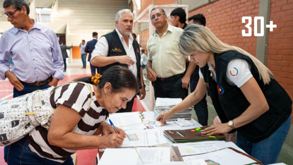 Gobierno de Peña se centra en la entrega masiva de títulos, según titular del Indert - trece
