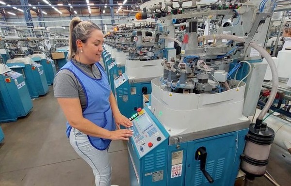 SNPP capacita a personal para próxima instalación de planta textil en Alto Paraná - ADN Digital