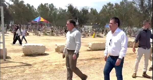 La Nación / Cartes recorrió zonas que fueron atacadas por terroristas de Hamás