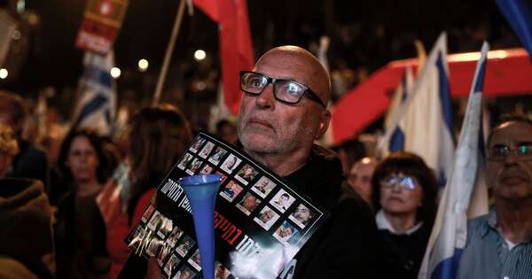 La Nación / Hamás amenaza con entregar a rehenes israelíes "en féretros"