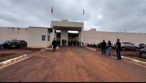 Ocho reos de alta peligrosidad escaparon de la cárcel de máxima seguridad en Minga Guazú - OviedoPress