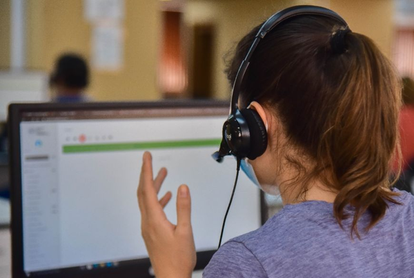 Lanzan agendamiento telefónico gratuito para los hospitales de Coronel Oviedo y Barrio Obrero - Noticiero Paraguay