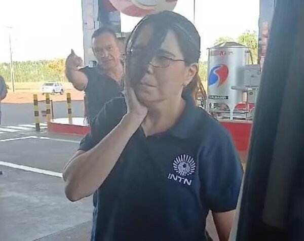 Confirman querella criminal contra el abogado golpeador - La Clave