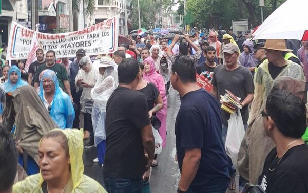 Tercer día de protestas: piden evitar zona de marchas