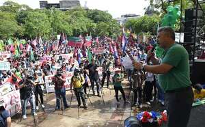 AUDIO: Marcha campesina en Asunción: “Usan las instituciones del Estado como agencias de empleos” - A La Gran 7-30 - ABC Color