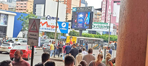 Falta de controles a “pirañitas” genera malestar entre comerciantes del microcentro - La Clave