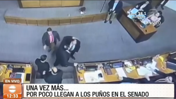 ¡Una vez más! Por poco llegan a los puños en el Senado
