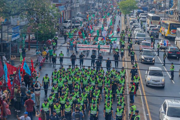 Comandante destaca éxitoso operativo de seguridad durante las marchas • PARAGUAY TV