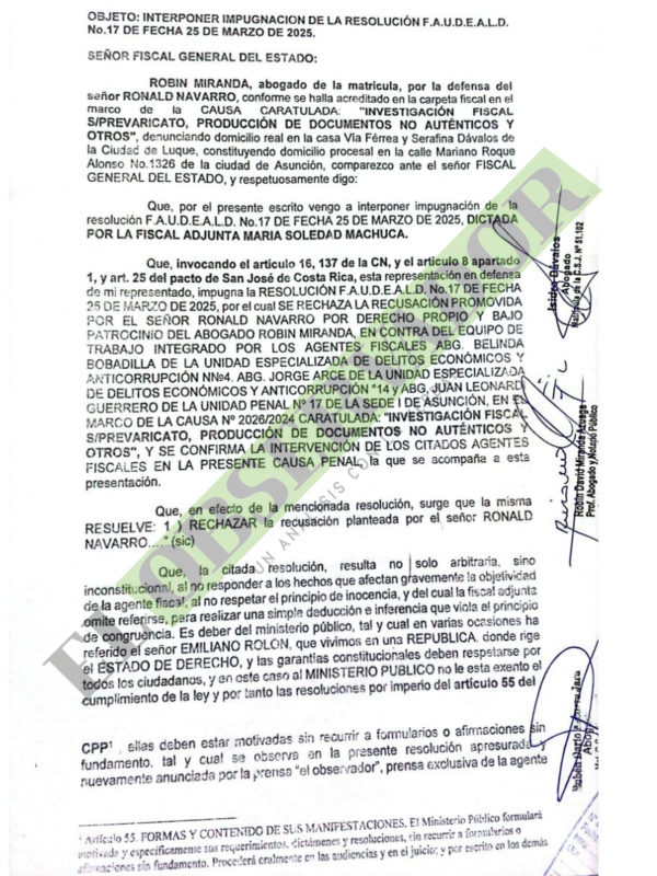 Oficial de justicia insiste en apartar a fiscales que investigan mafia de los pagarés