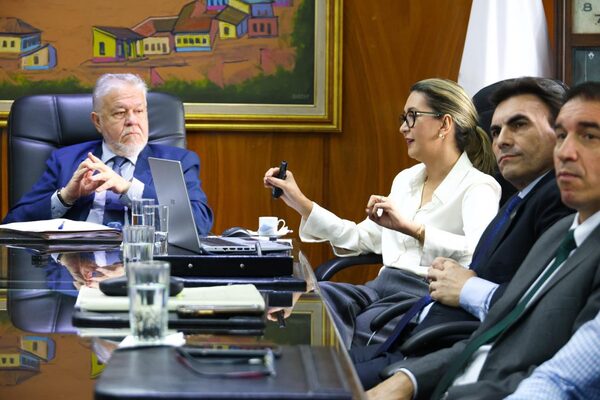 Ministerio de Trabajo e IPS analizan medidas para incrementar el empleo protegido por la seguridad social