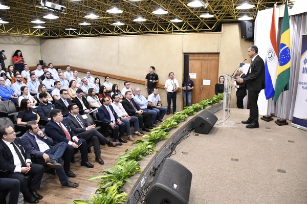 Itaipú recibe el reconocimiento "IEEE Milestone" como Hito Mundial de la Ingeniería - ADN Digital