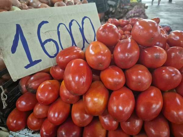 Falta de frutas y verduras nacionales: piden al Gobierno trabajar en soluciones - Economía - ABC Color