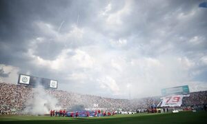 ¡A Olimpia y Cerro les cayeron duras sanciones por lo que pasó en el suplecĺásico!