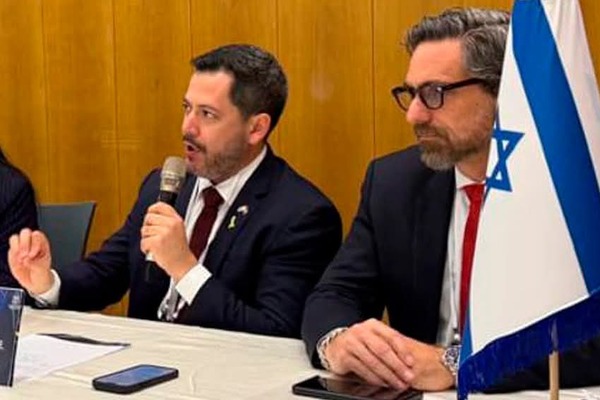 Latorre reafirma el compromiso de Paraguay en la lucha contra el antisemitismo