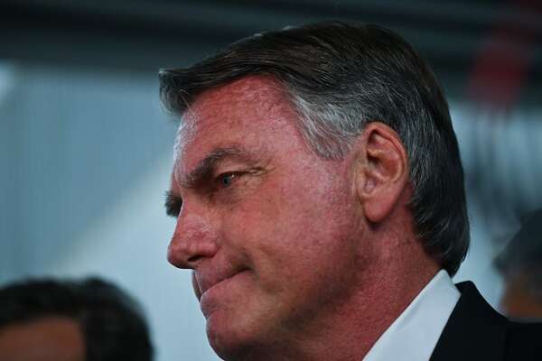 Fiscalía de Brasil desiste de investigar a Bolsonaro por fraude en vacunación - Mundo - ABC Color