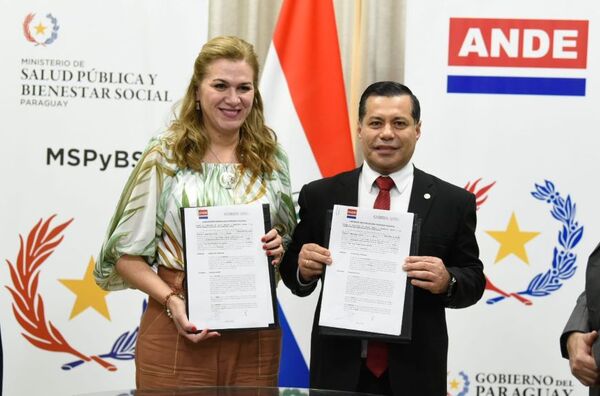Acuerdan mejorar el suministro eléctrico en establecimientos de salud - .::Agencia IP::.