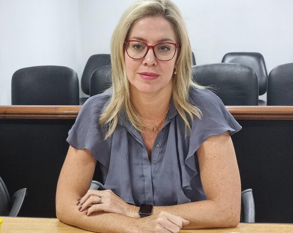 Insisten en apartar a fiscales que investigan esquema de la “mafia de los pagarés” - PDS RADIO Y TV