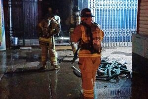 Depósito se incendia en el microcentro de CDE
