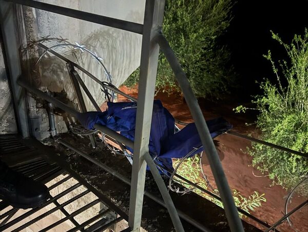 Imputan a cinco guardiacárceles por fuga en cárcel de máxima seguridad en Minga Guazú · Radio Monumental 1080 AM