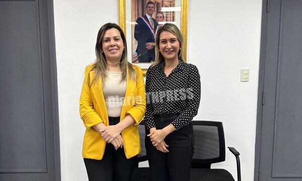 Liz Acosta gestiona más capacitación laboral y verifica avance de obra con viceministra – Diario TNPRESS
