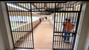 Capacidad de Penal de Minga Guazú vuelve a excederse - Portal Digital Cáritas Universidad Católica
