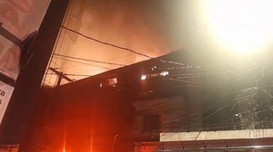 Incendio consume depósito de mercaderías de influencer Bruna Wan en CDE - ADN Digital