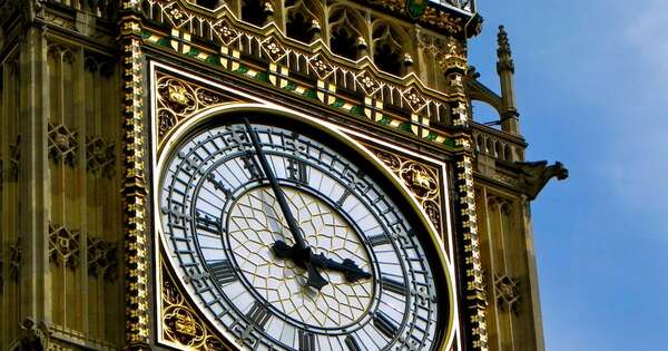 La Nación / Europa se debate terminar con el cambio de hora