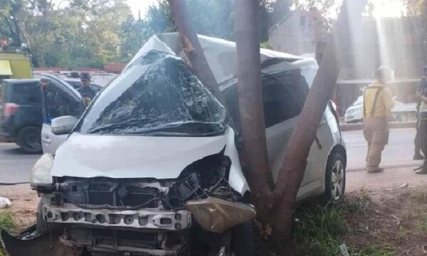 Fallece fotógrafo de Presidencia en MRA: Esquivó una moto y chocó por un árbol – Prensa 5