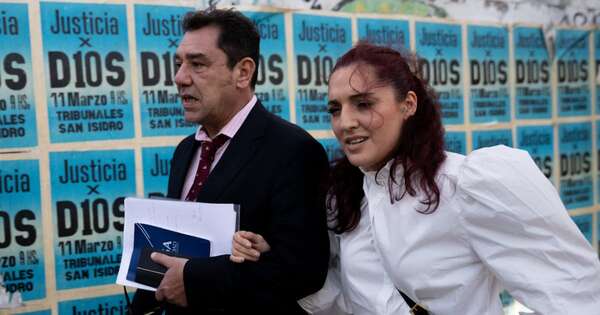 La Nación / Maradona “estuvo en agonía” antes de morir, dicen médicos